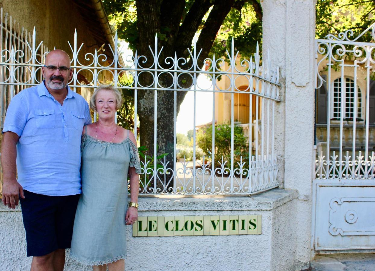 Le Clos Vitis Violès 외부 사진